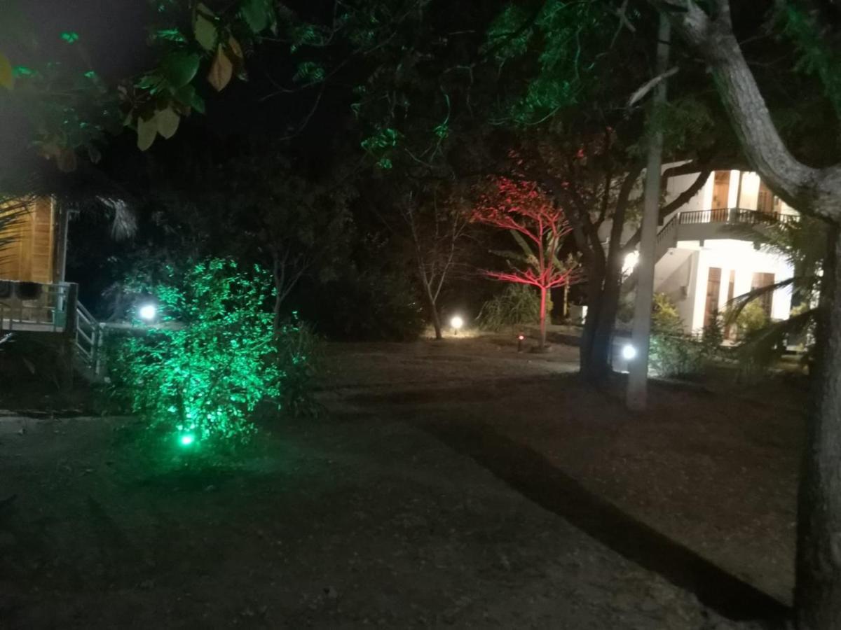 Rock Pool Residence タンガラ エクステリア 写真